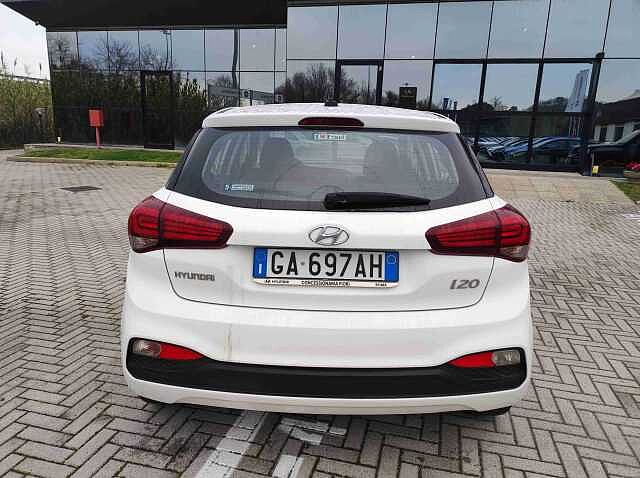 Hyundai i20 i20 1.2 mpi Tech 75cv 5p