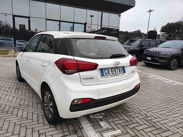 Hyundai i20 i20 1.2 mpi Tech 75cv 5p