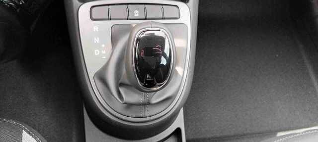 Hyundai  I10 PE MY25 5P 1.0 AT CONNECTLINE