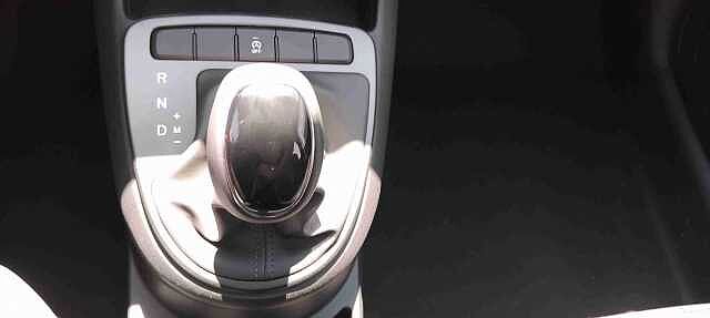 Hyundai  I10 PE MY25 5P 1.0 AT CONNECTLINE
