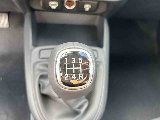 Hyundai  I10 PE MY25 5P 1.0 MT CONNECTLINE