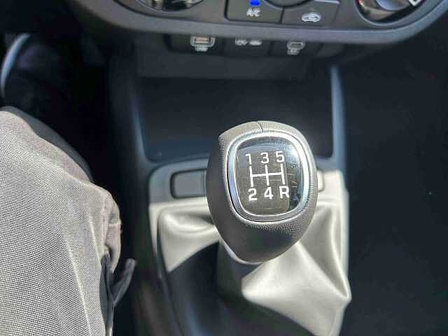 Hyundai  I10 PE MY25 5P 1.0 MT CONNECTLINE