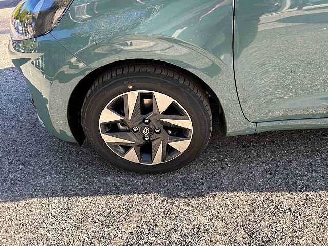 Hyundai  I10 PE MY25 5P 1.0 MT CONNECTLINE