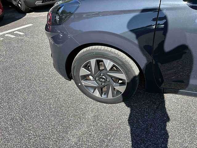Hyundai  I10 PE MY25 5P 1.0 MT CONNECTLINE