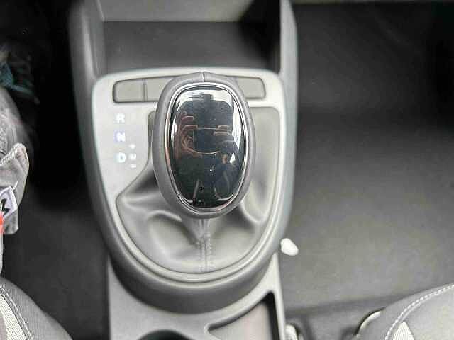 Hyundai i10 i10 1.0 mpi Connectline 63cv auto