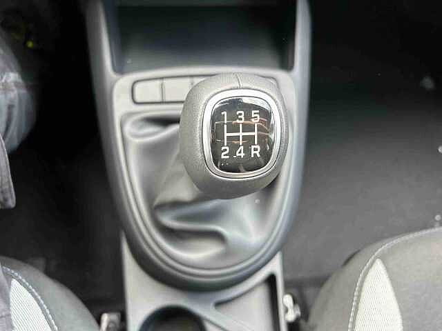 Hyundai i10 i10 1.0 mpi Connectline 63cv