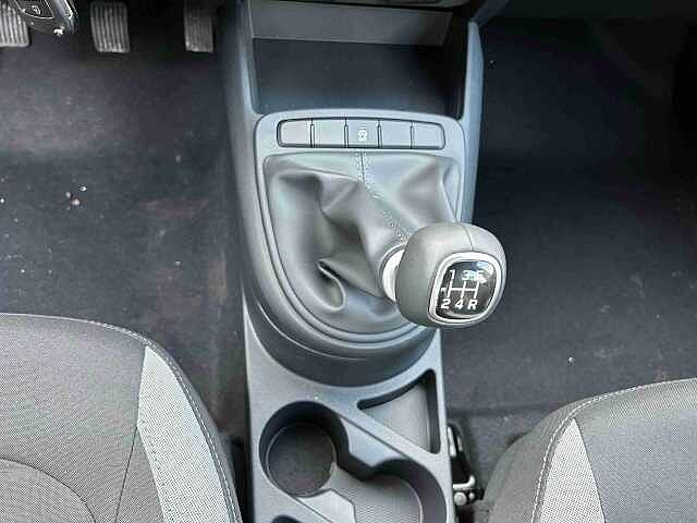 Hyundai i10 i10 1.0 mpi Connectline 63cv