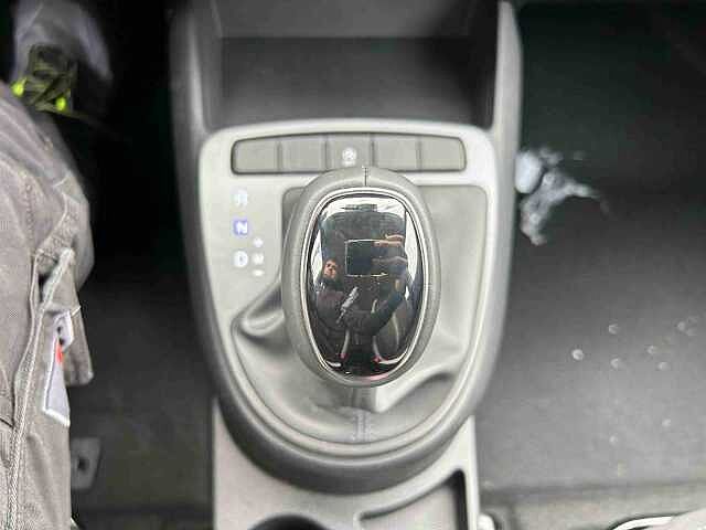 Hyundai i10 i10 1.0 mpi Connectline 63cv auto