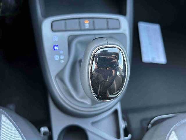 Hyundai i10 i10 1.0 mpi Connectline 63cv auto