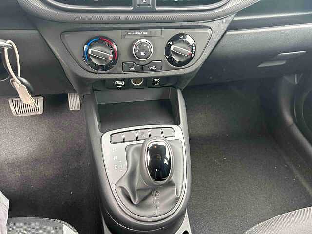 Hyundai i10 i10 1.0 mpi Connectline 63cv auto