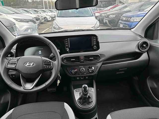 Hyundai i10 i10 1.0 mpi Connectline 63cv auto