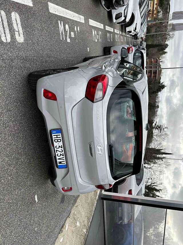 Hyundai i10 i10 1.0 mpi Connectline 63cv auto