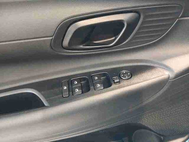 Hyundai i20 i20 1.2 mpi Connectline 79cv mt