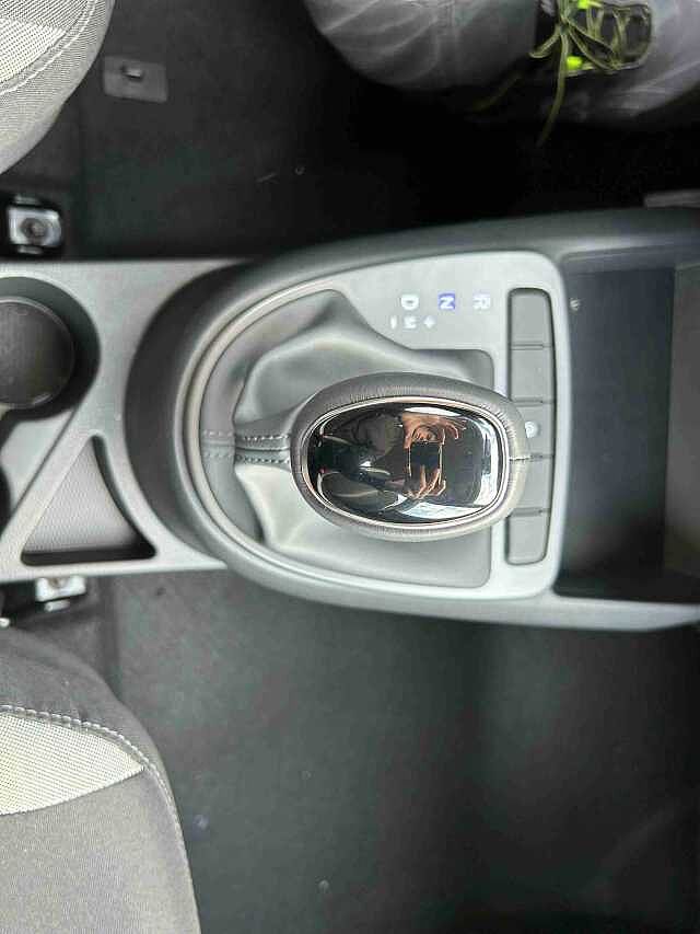 Hyundai i10 i10 1.0 mpi Connectline 63cv auto