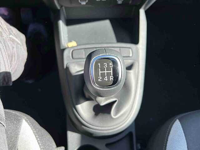 Hyundai i10 i10 1.0 Gpl Connectline 61cv