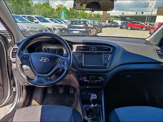 Hyundai i20 i20 1.2 mpi Connectline 75cv 5p