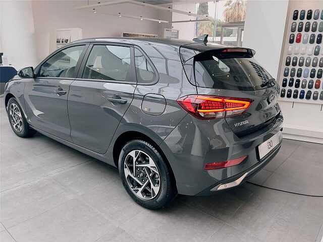 Hyundai i30 i30 1.0 T-GDI DCT 48V 5 porte Business