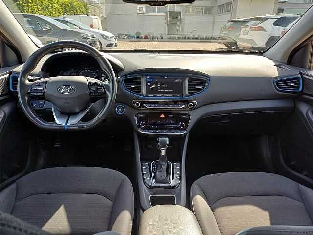 Hyundai IONIQ 1.6 Hybrid DCT Style