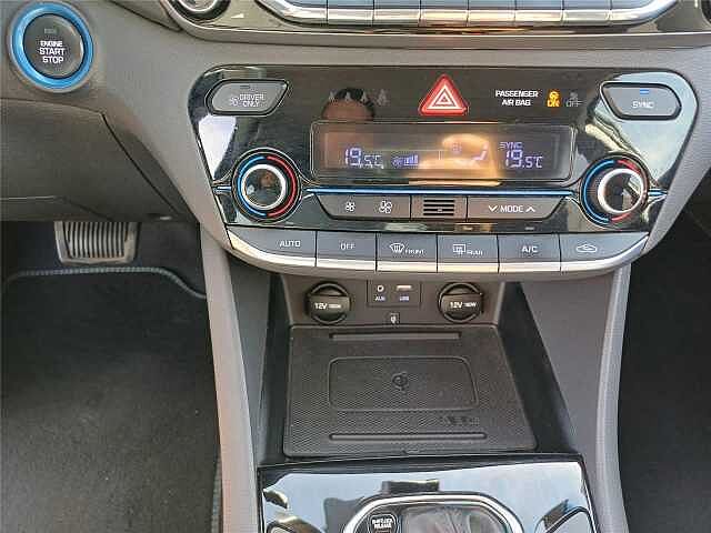 Hyundai IONIQ 1.6 Hybrid DCT Style