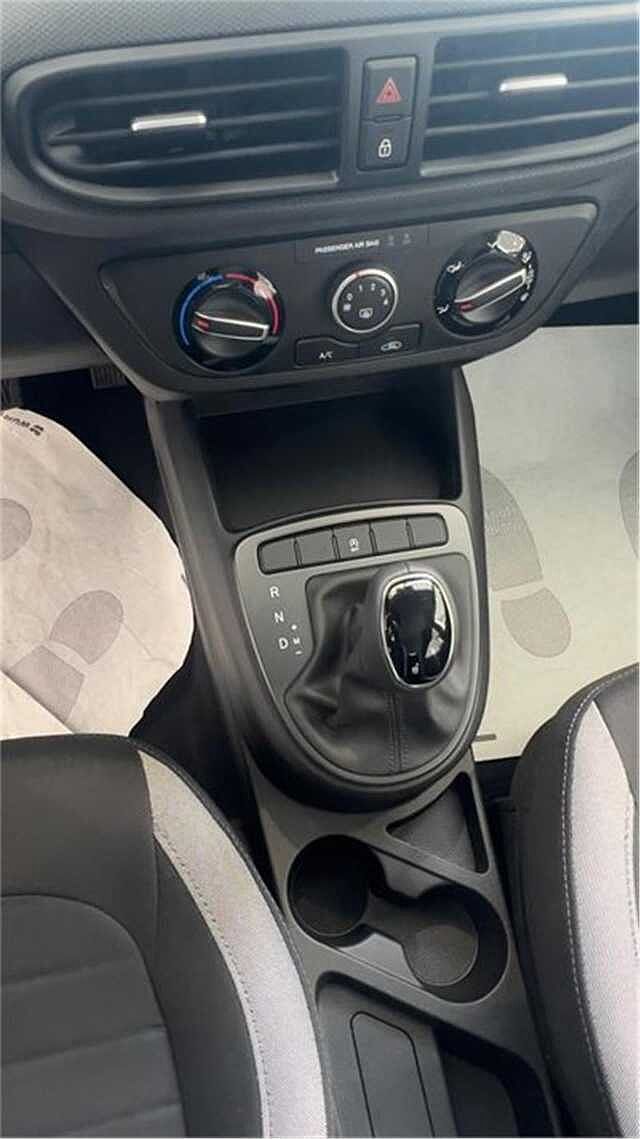 Hyundai i10 i10 1.0 MPI AT Connectline