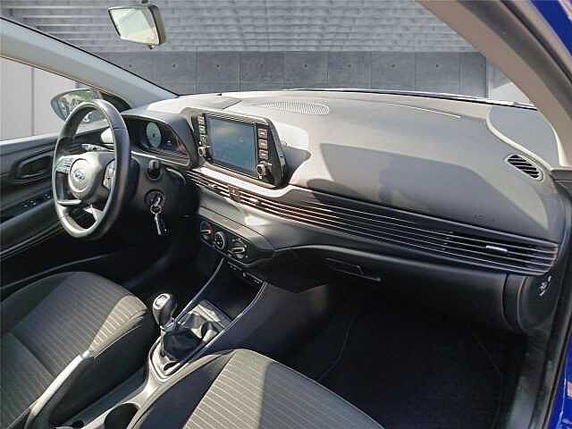Hyundai i20 i20 1.2 MPI MT ConnectLine