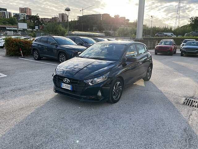 Hyundai i20 1.2 MPI MT ConnectLine