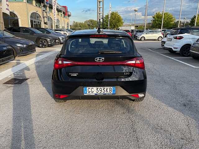 Hyundai i20 1.2 MPI MT ConnectLine