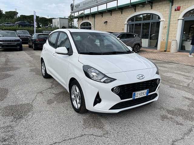 Hyundai i10 1.0 MPI Tech