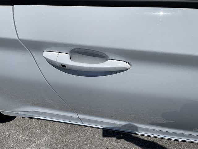 Hyundai KONA 1.0 T-GDI Hybrid 48V iMT NLine+