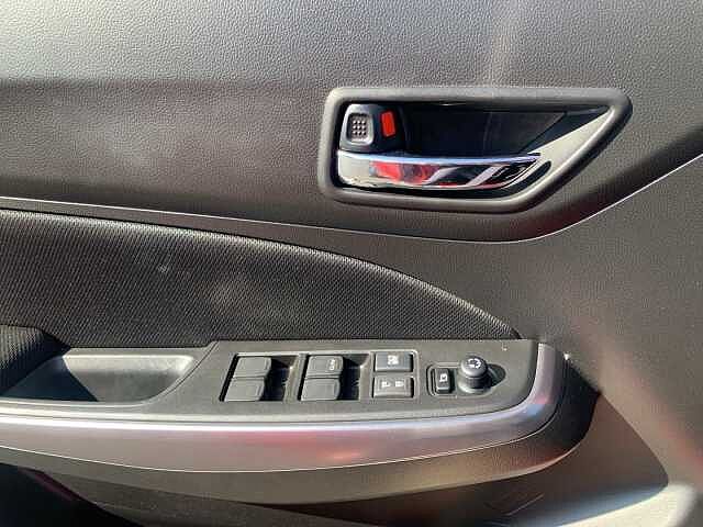 Suzuki Swift 1.2 Hybrid 4WD AllGrip Top