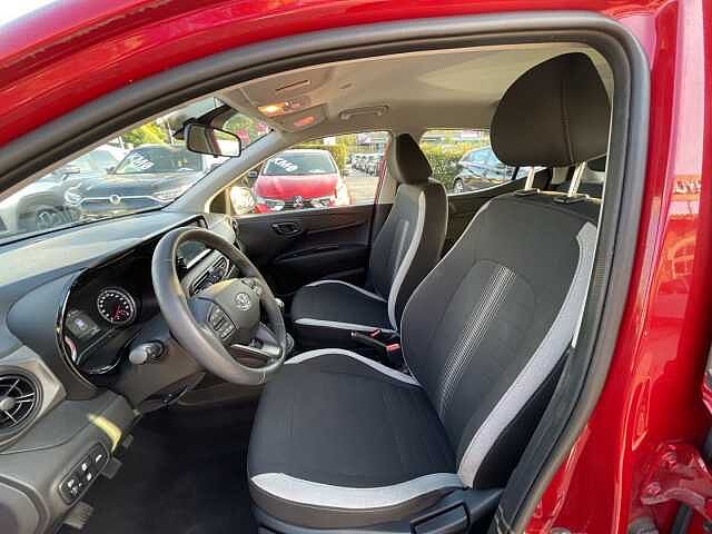 Hyundai i10 1.0 MPI Tech