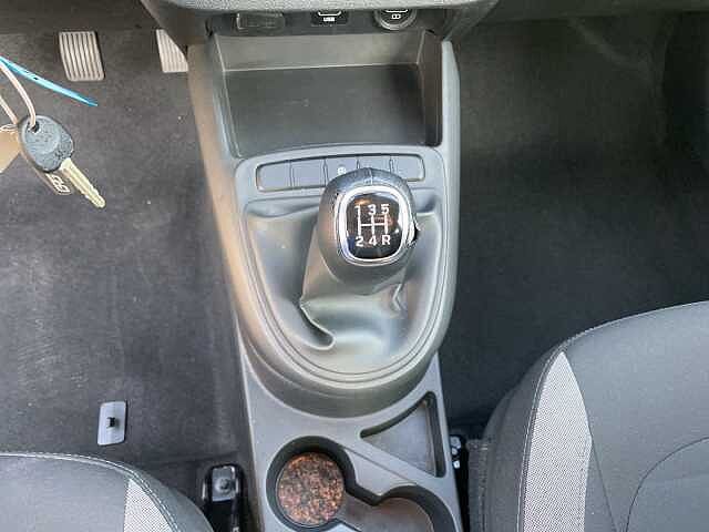 Hyundai i10 1.0 MPI Tech