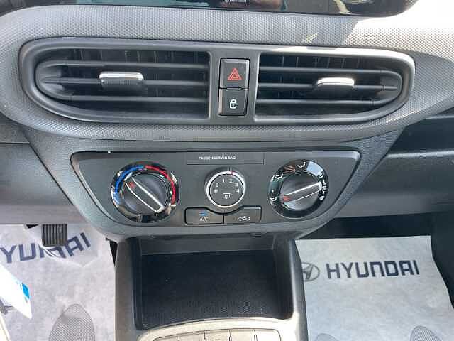 Hyundai i10 1.0 MPI Tech