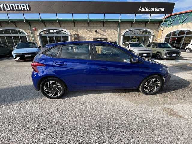 Hyundai i20 1.2 MPI MT Connectline