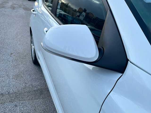 Hyundai i10 1.0 MPI Tech Connect Pack