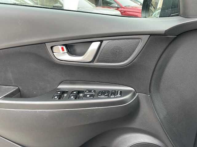 Hyundai KONA KONA1.6 HEV X-LINE DCT