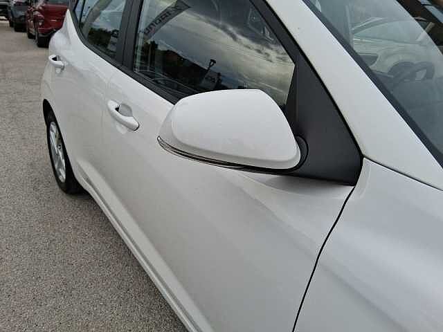 Hyundai i10 1.0 MPI Tech Connect Pack