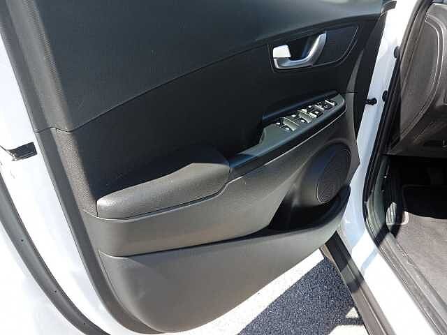 Hyundai KONA 1.0 T-GDI 48V 120cv Xtech+