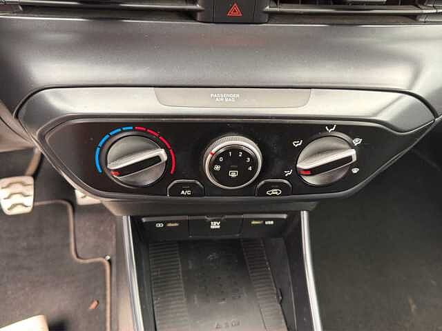 Hyundai BAYON 1.0 T-GDI 48V 100cv Xline-LED PACK