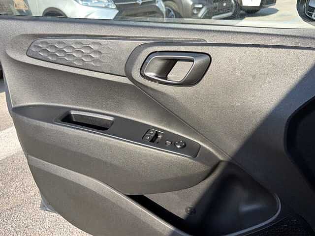 Hyundai i10 1.0 MPI Tech- Connect Pack