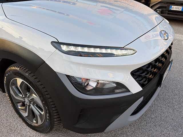 Hyundai KONA I 2021 1.6 GDi HEV 141cv XTech 2WD DCT Bianco