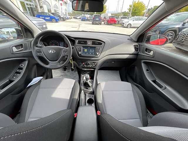 Hyundai i20 1.2 5 porte Connectline