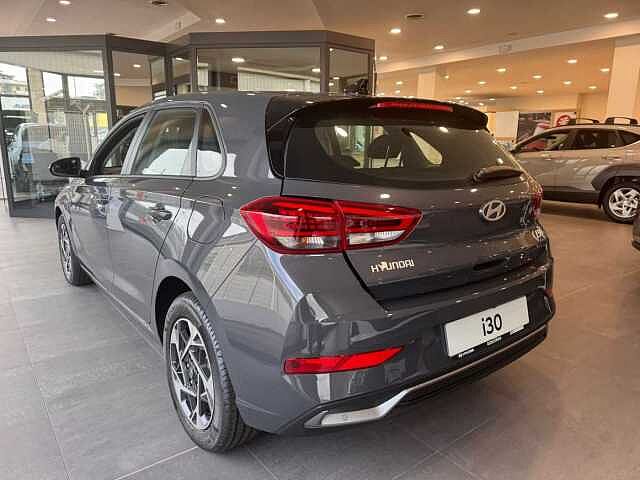 Hyundai i30 1.5 T-GDI DCT 48V 5 porte Business