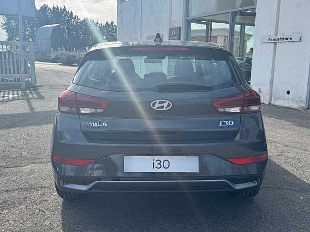 Hyundai i30 1.5 T-GDI DCT 48V 5 porte Business