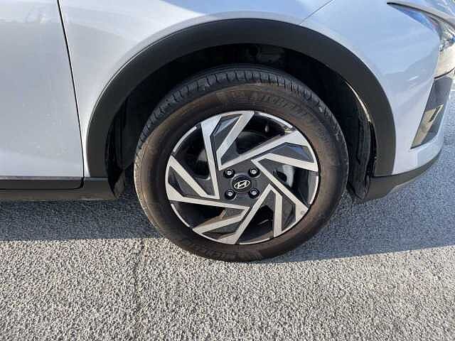 Hyundai BAYON 1.2 MPI MT XLine- solo km. 2.100