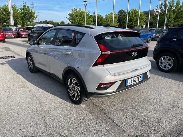 Hyundai BAYON 1.2 MPI MT XLine- solo km. 2.100