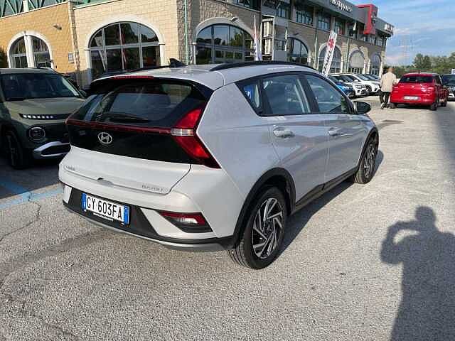 Hyundai BAYON 1.2 MPI MT XLine- solo km. 2.100