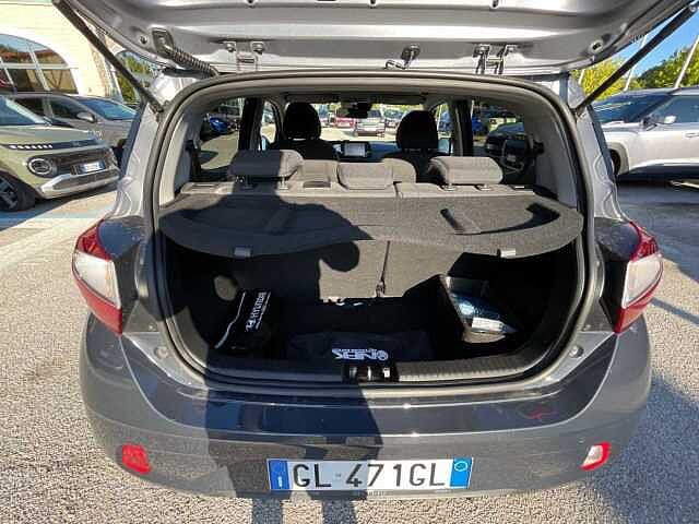 Hyundai i10 1.0 MPI Tech