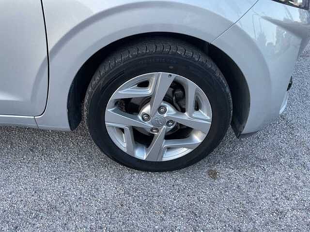 Hyundai i10 1.0 MPI Tech