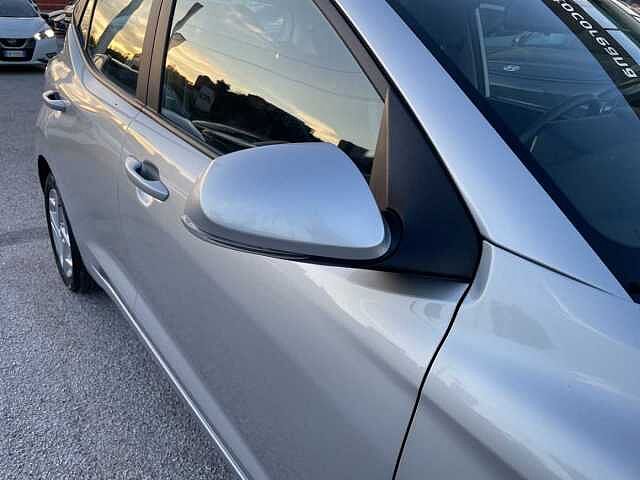 Hyundai i10 1.0 MPI Tech